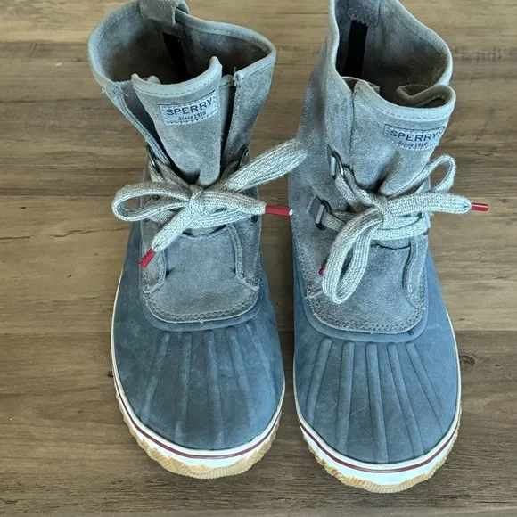 (Like New) Sperry Duck Boot Slouch Suede Booties, Grey Blue, Size 8 fits like 9 - Picture 2 of 5
